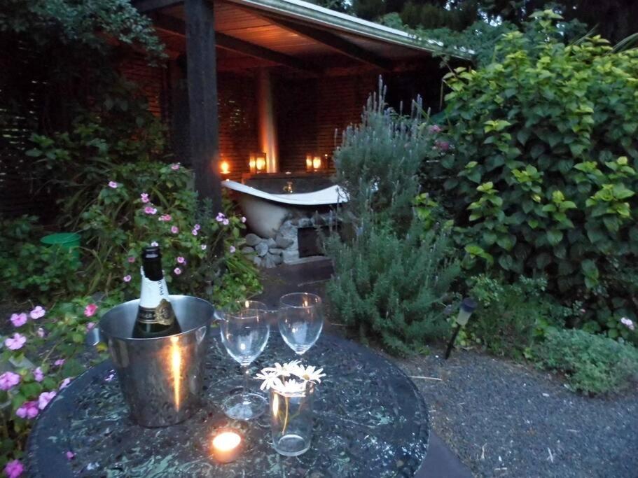 Warm Earth Cottages Aongatete Exterior foto